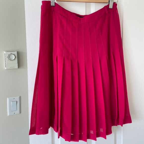 BCBGMAXAZRIA Pink pleaded skirt - Picture 1 of 3